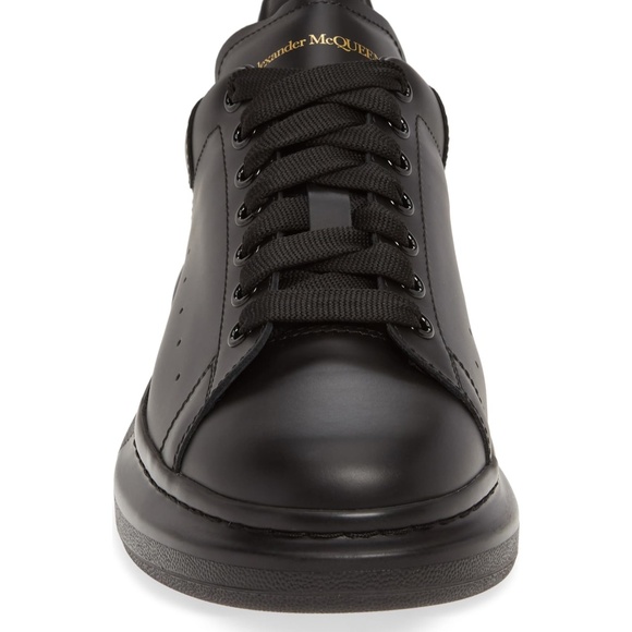 ALEXANDER MCQUEENS, SIZE 8, WORN ONCE - Picture 4 of 8